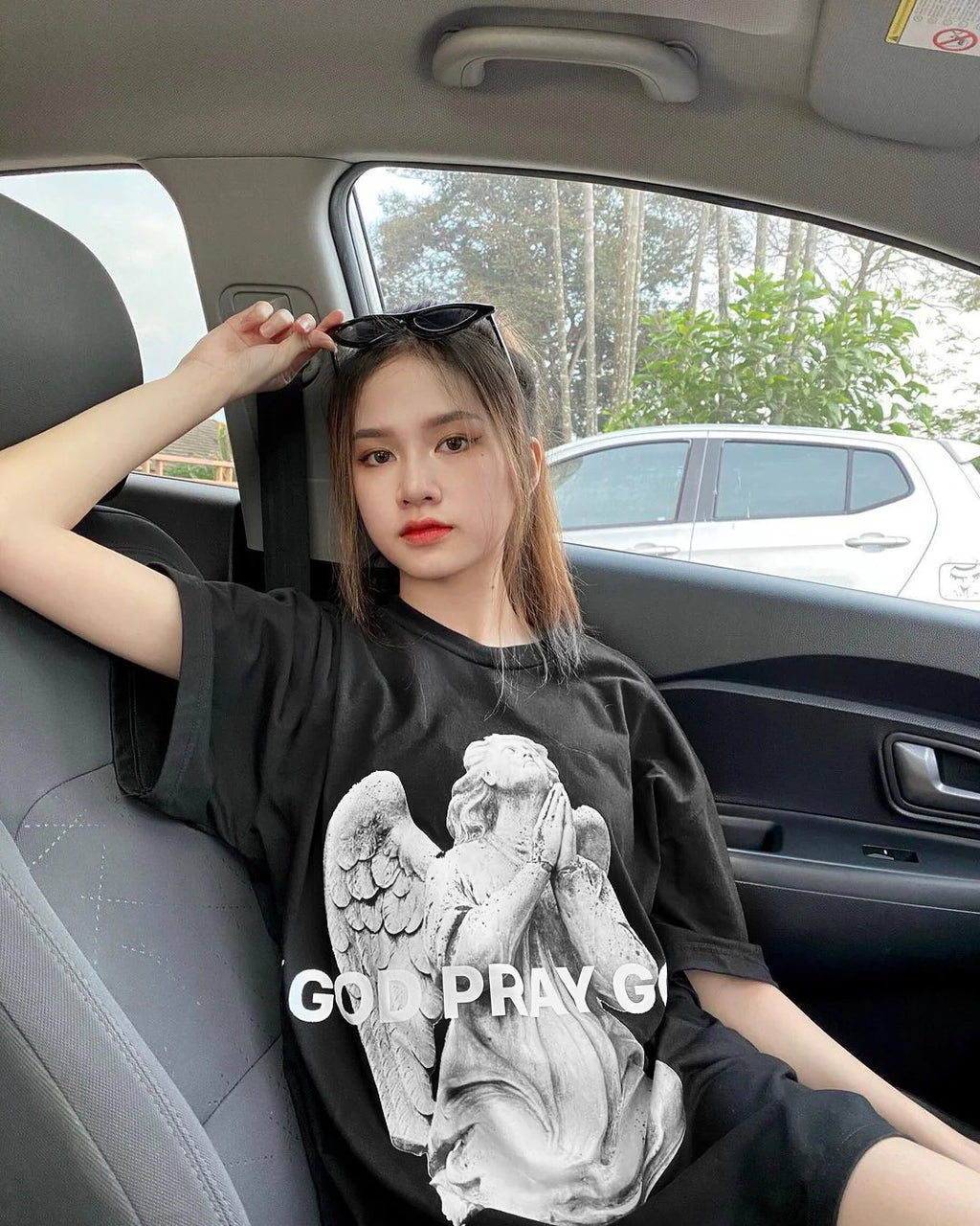 God Pray God Tee Black