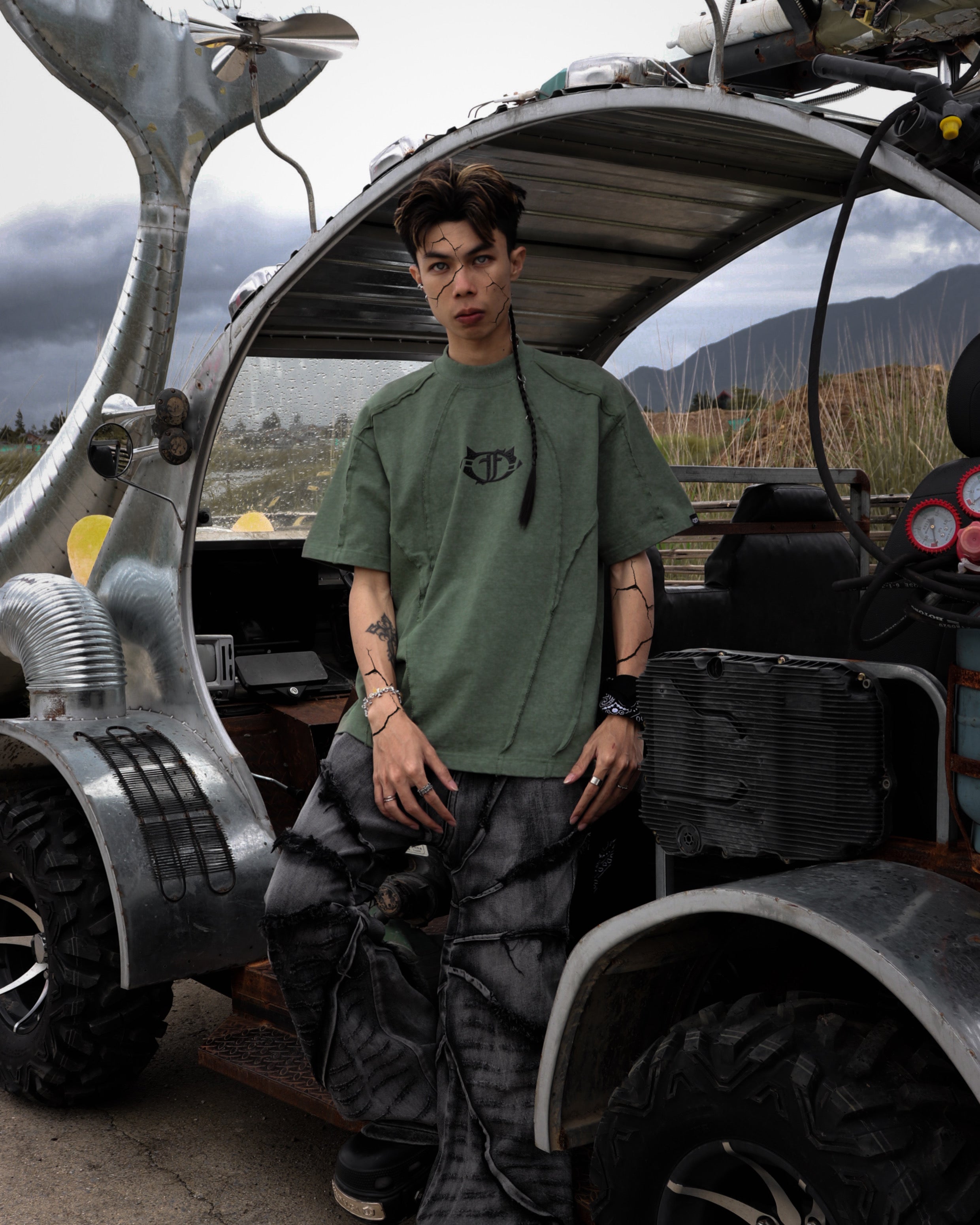 Essential CNS Washed Tee Army