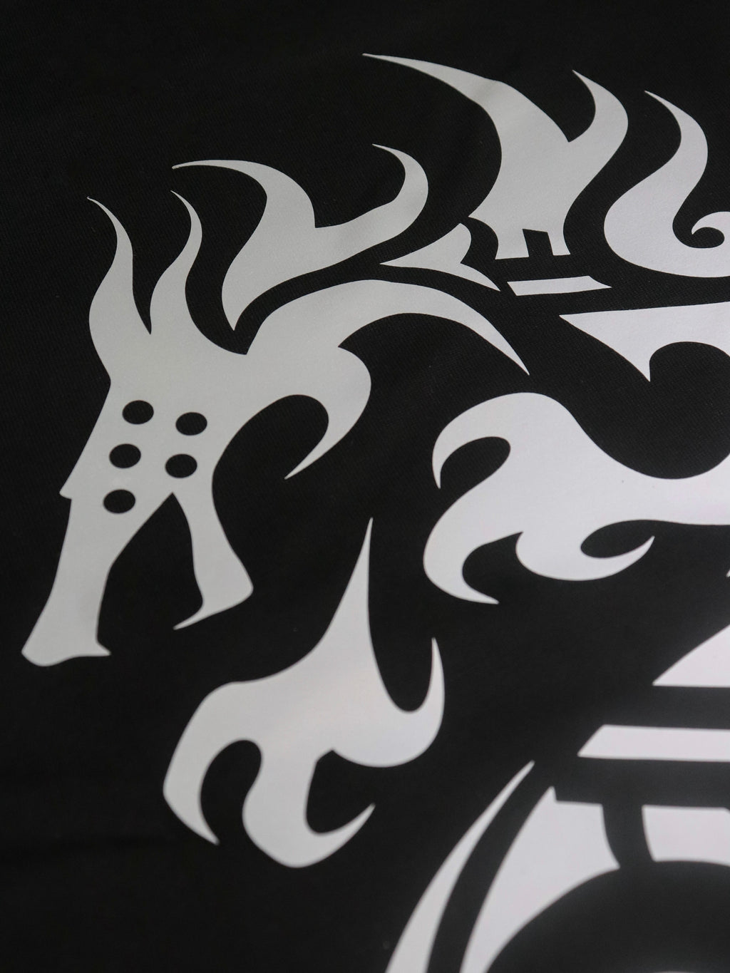 3M Reflective Dragon Aura Tee Black