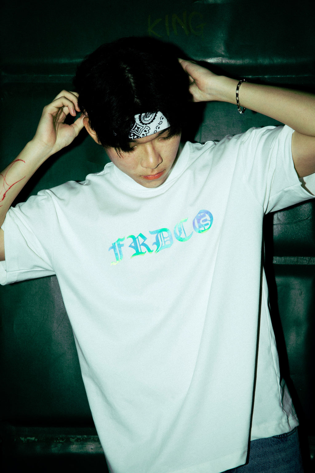 Triple S : Rainbow Reflective Snake Tee White