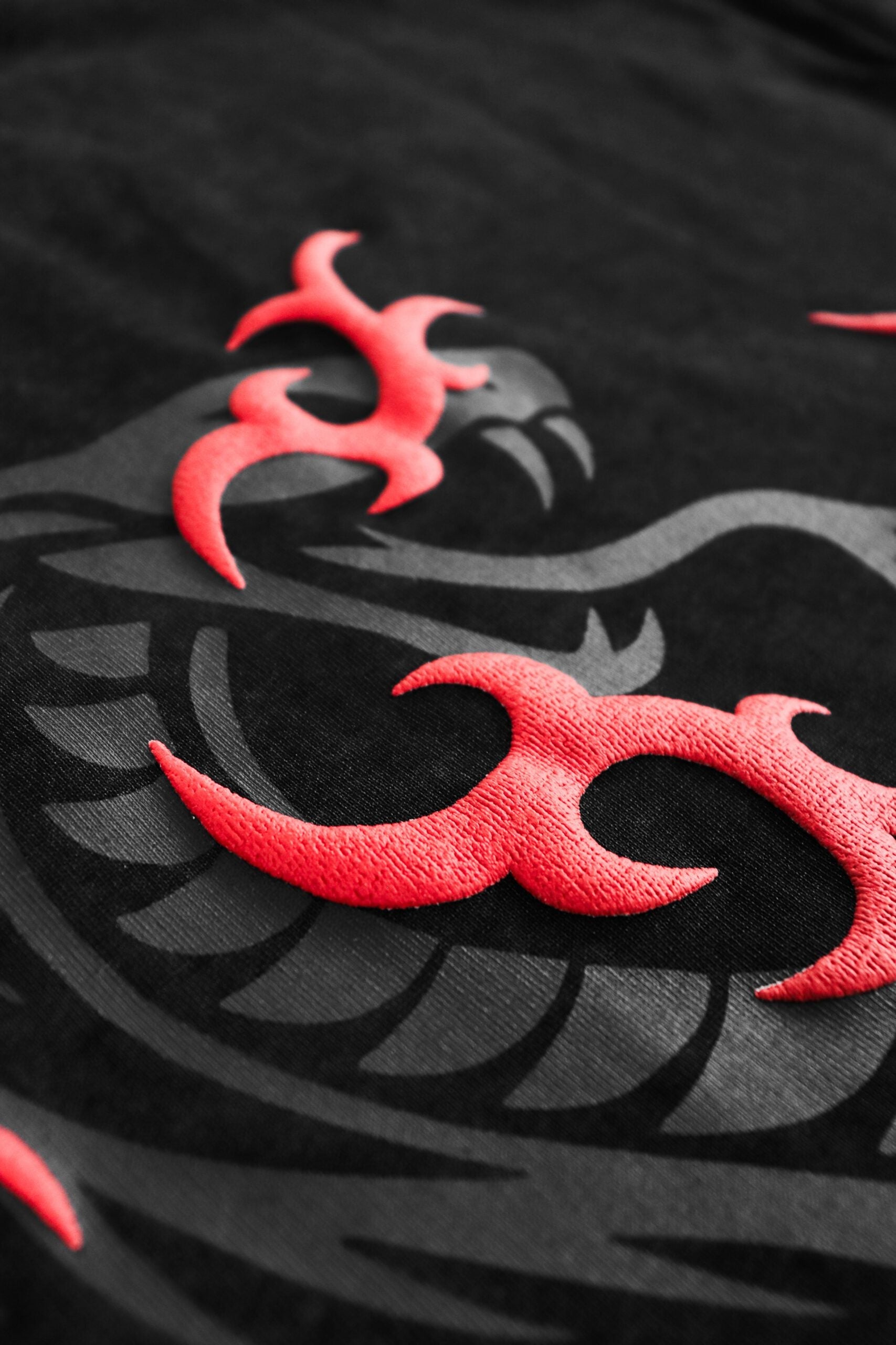 Razer Embossed Snake Washed Tee Black