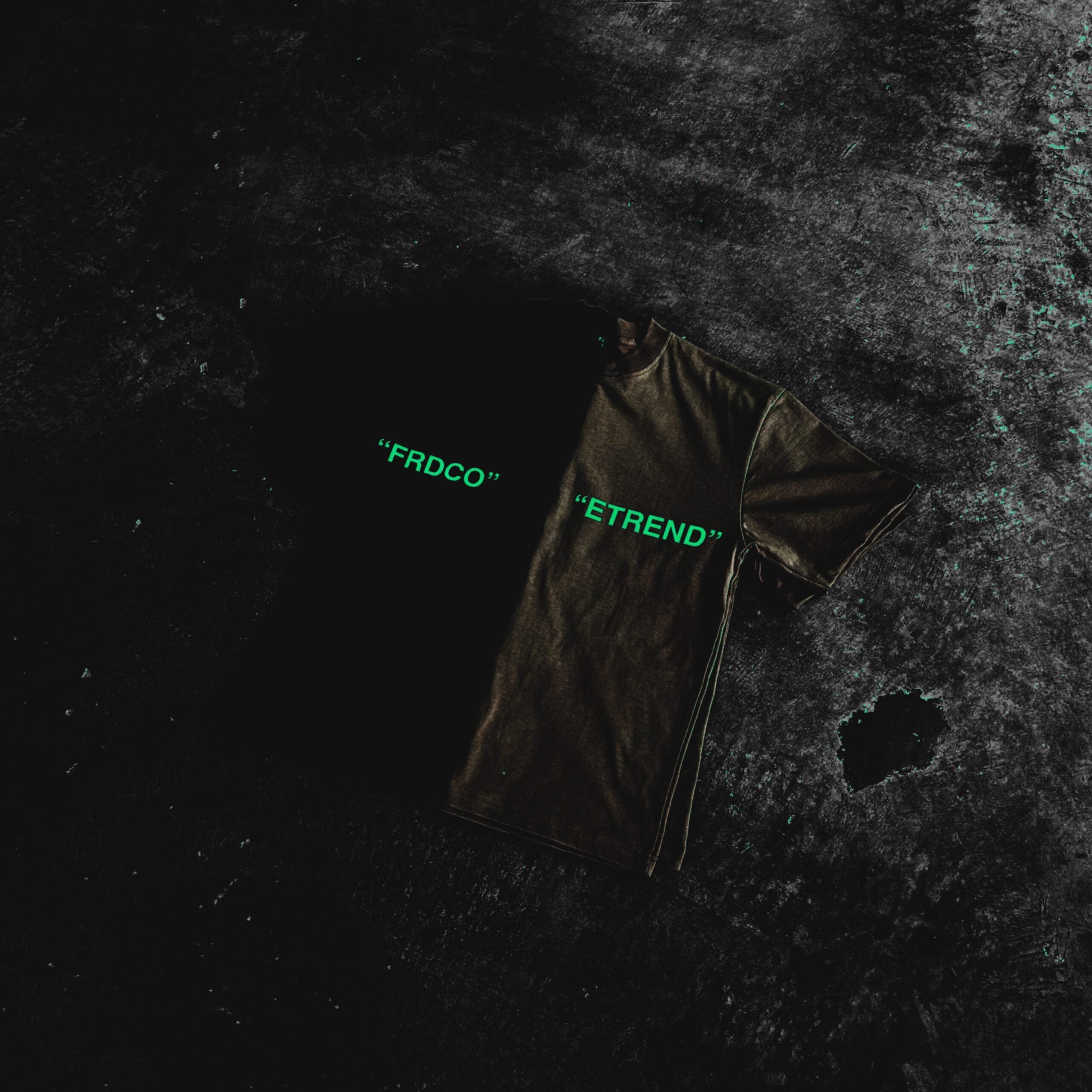 FRDCO x ETREND : EF Glow In Dark Tee Black