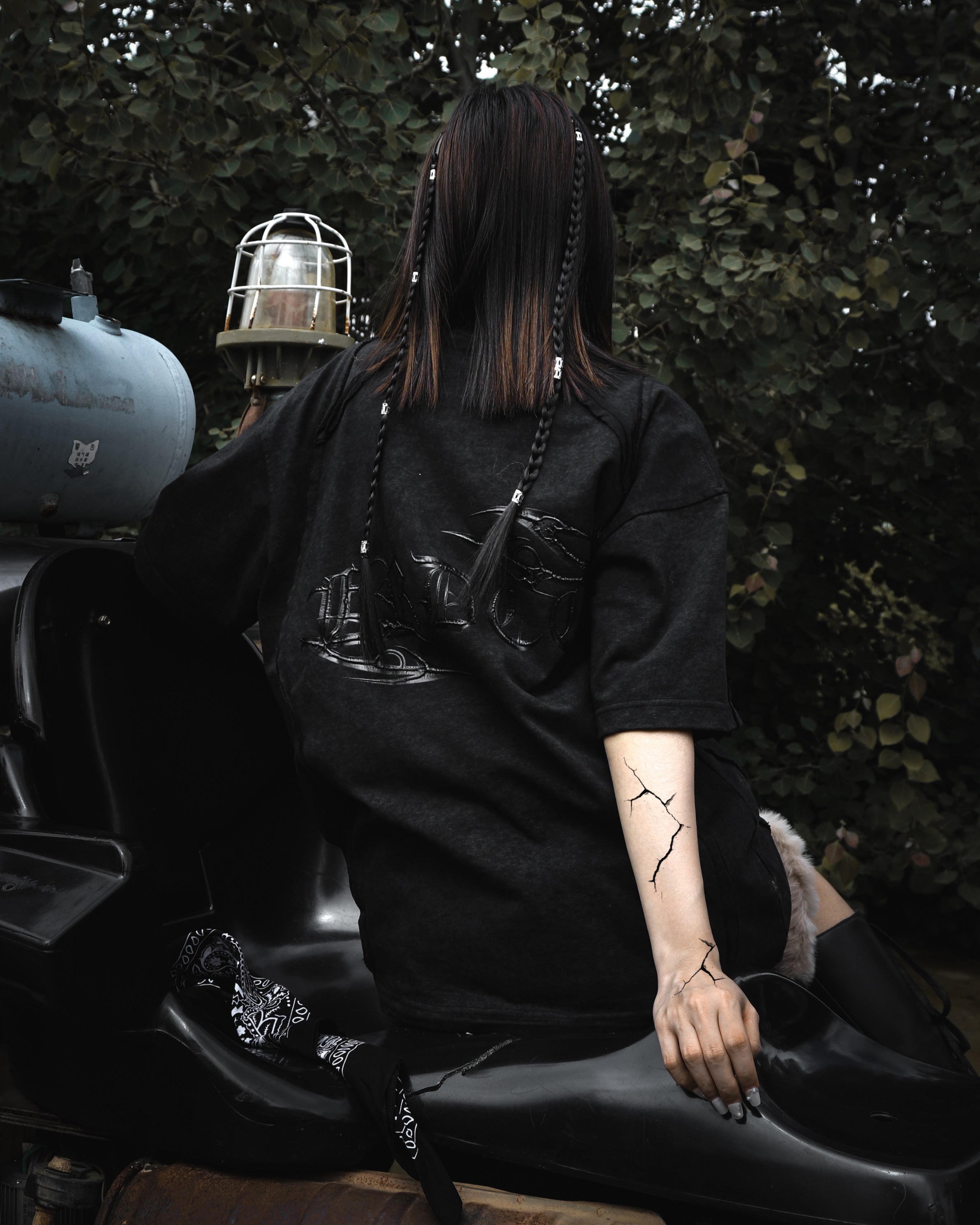 Essential CNS Washed Tee Black