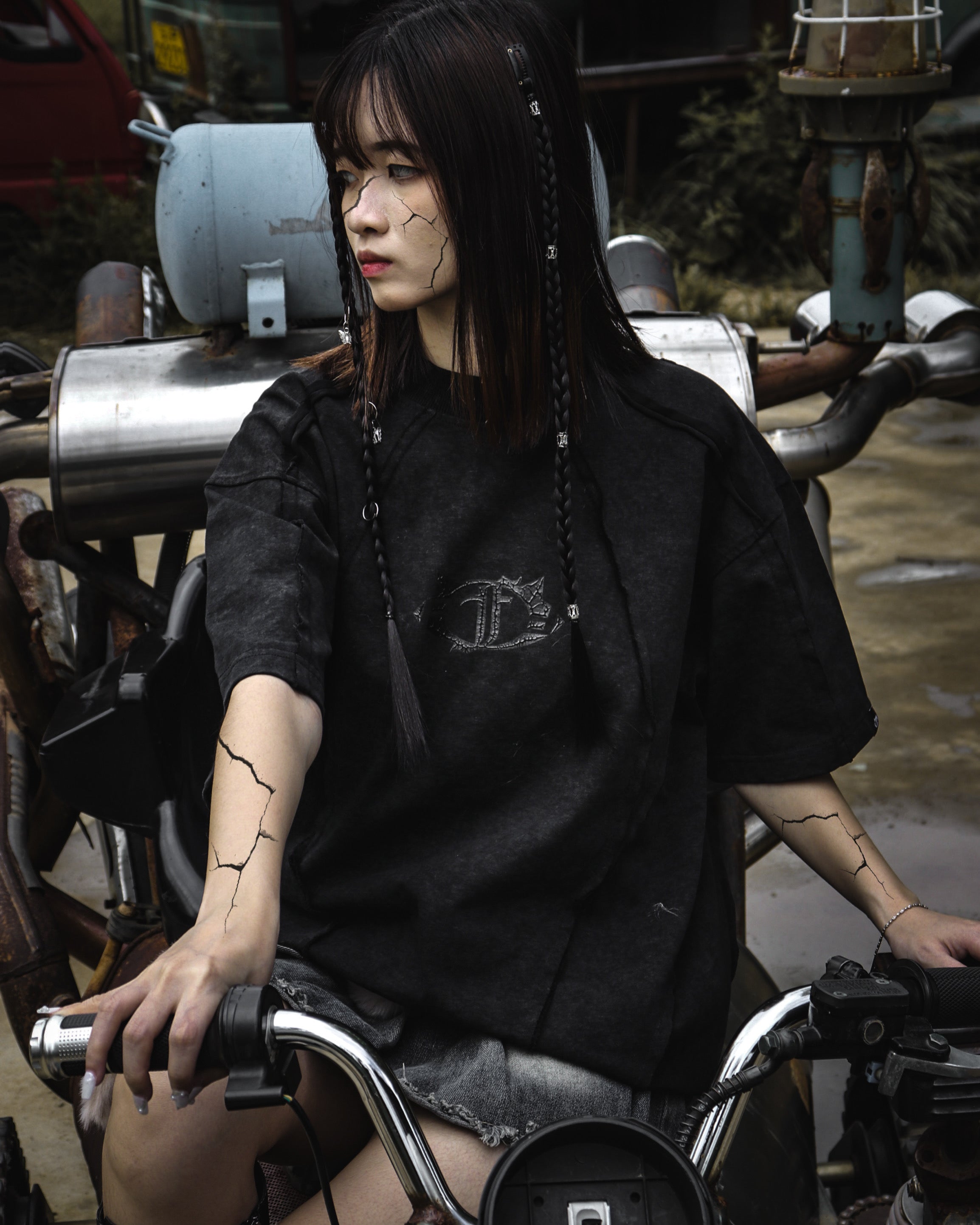 Essential CNS Washed Tee Black