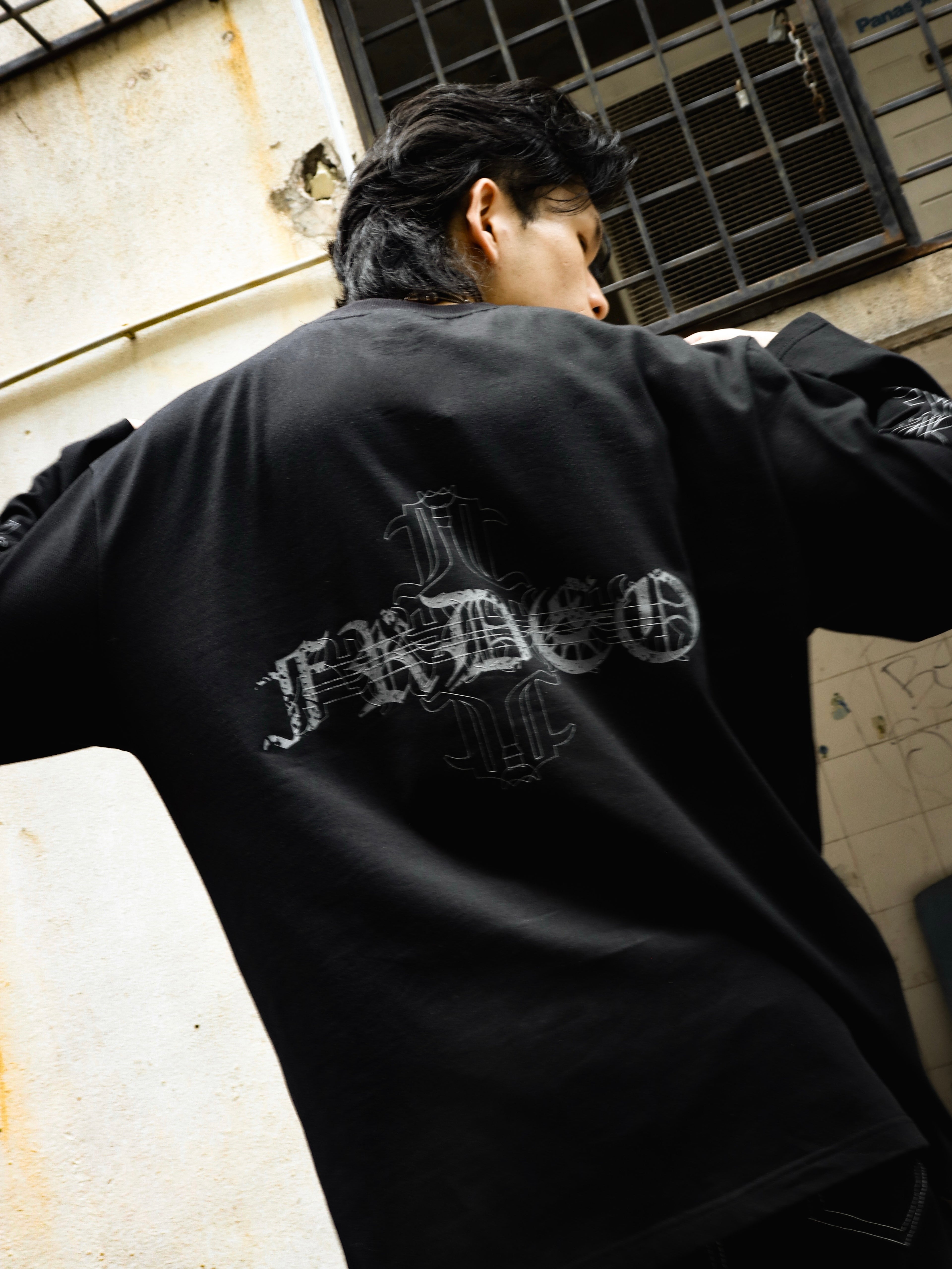Aura Essential Long Sleeve Black