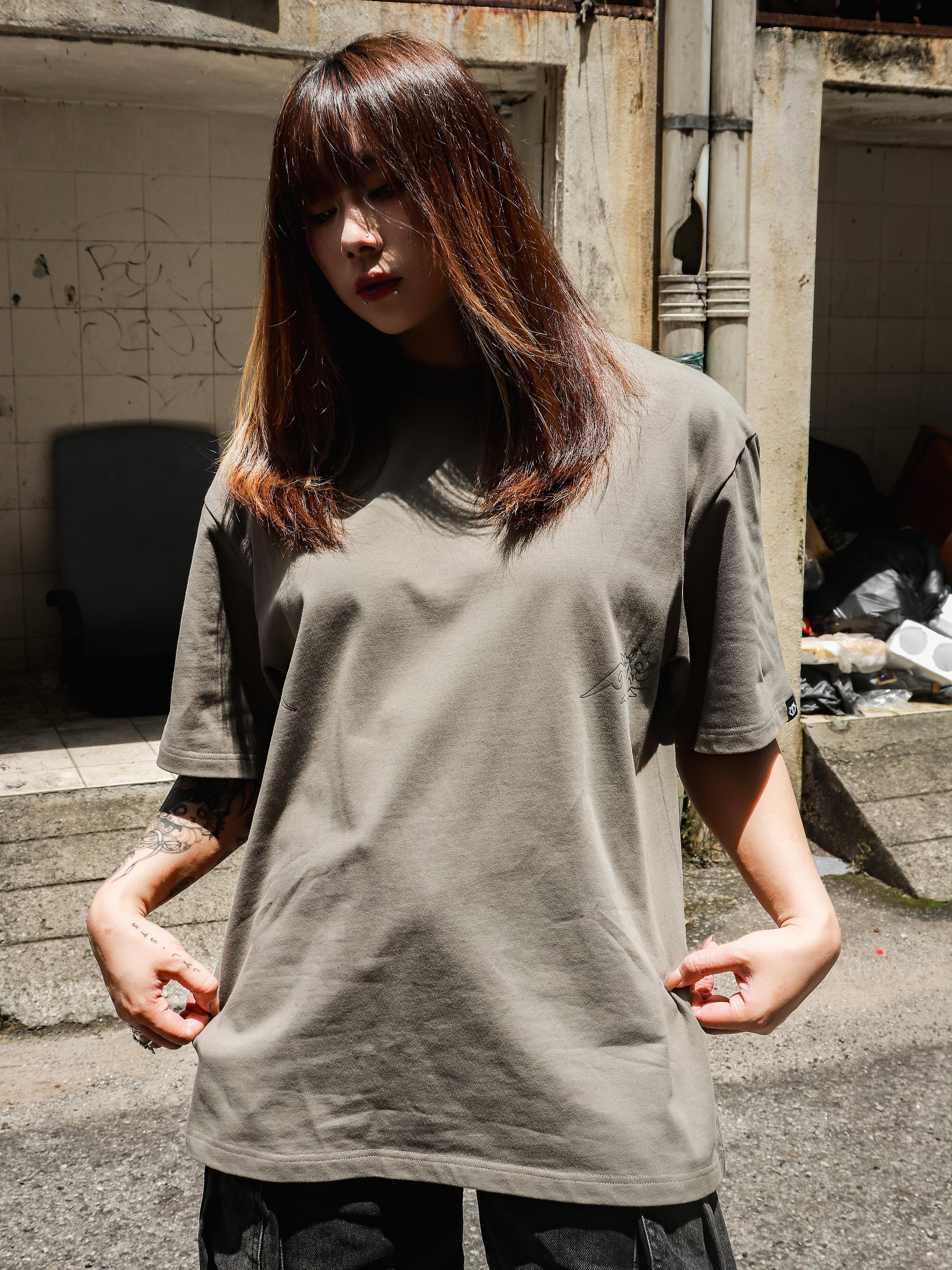 Aura Essential Tee Khaki