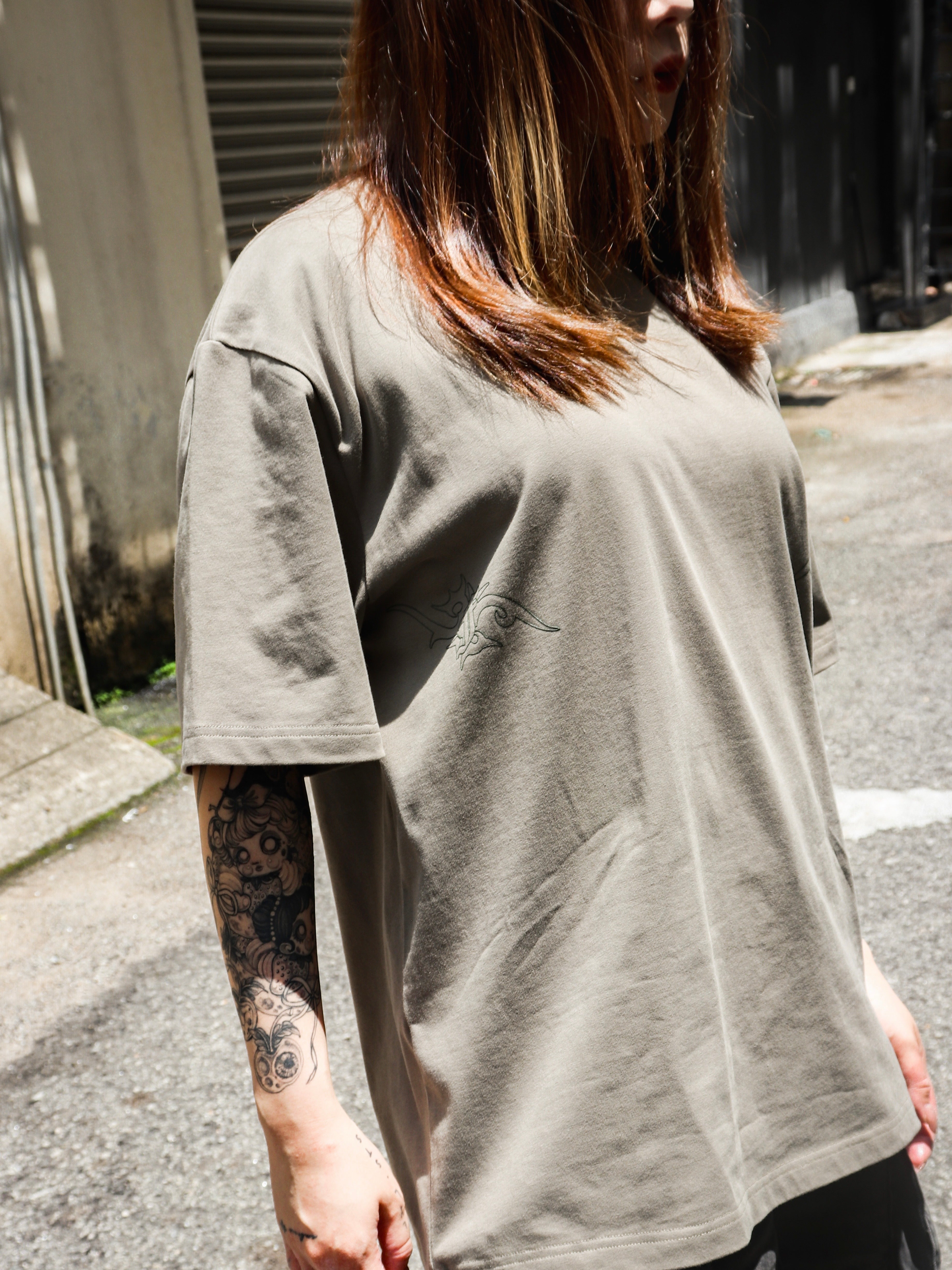 Aura Essential Tee Khaki