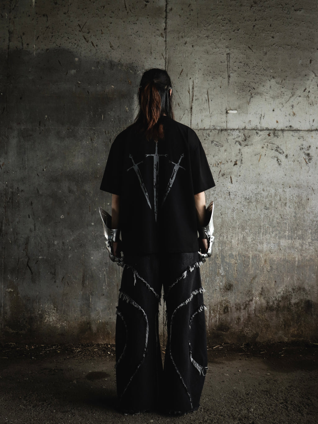 Guardian Sword Tee Black