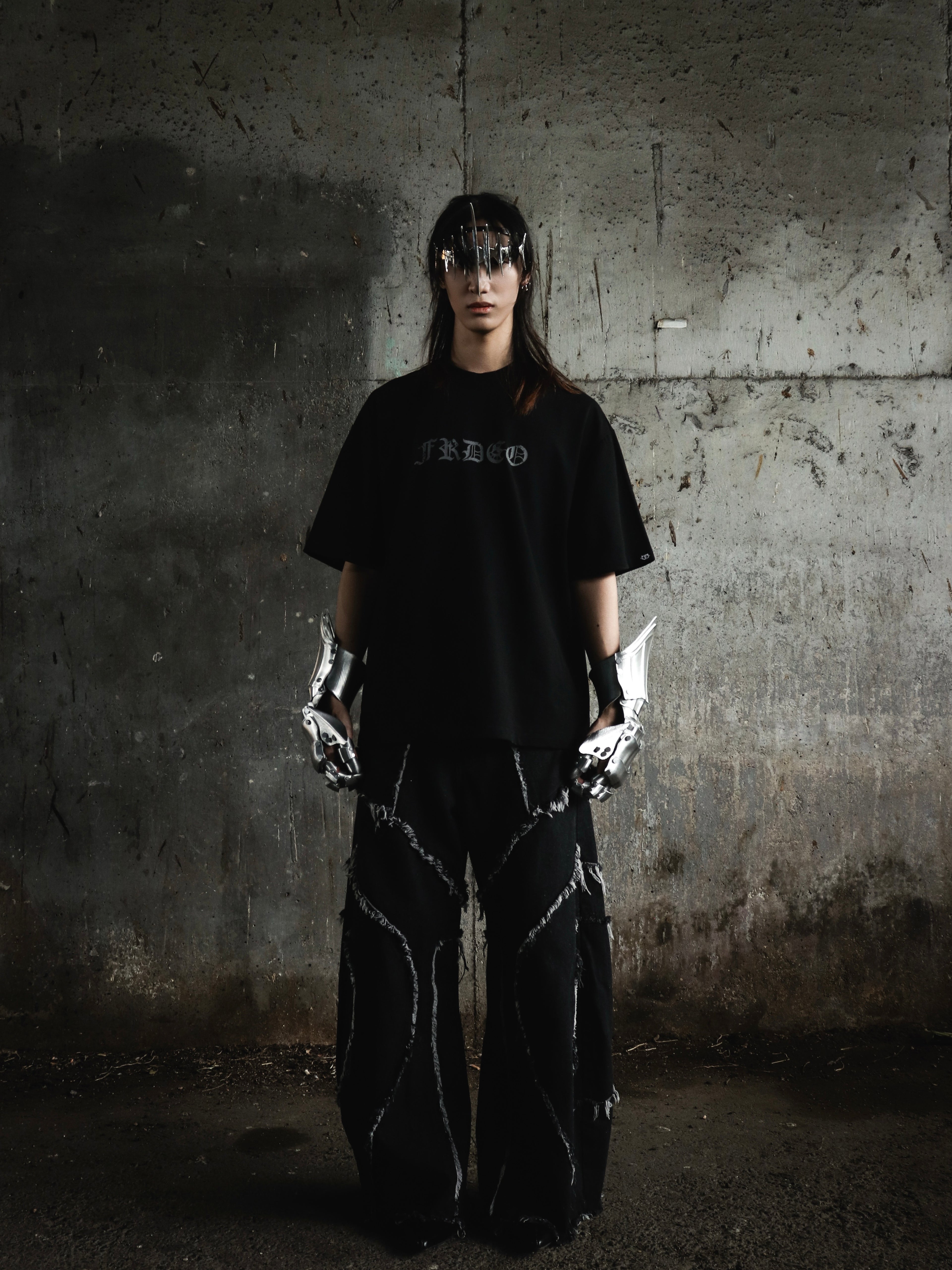 Guardian Sword Tee Black