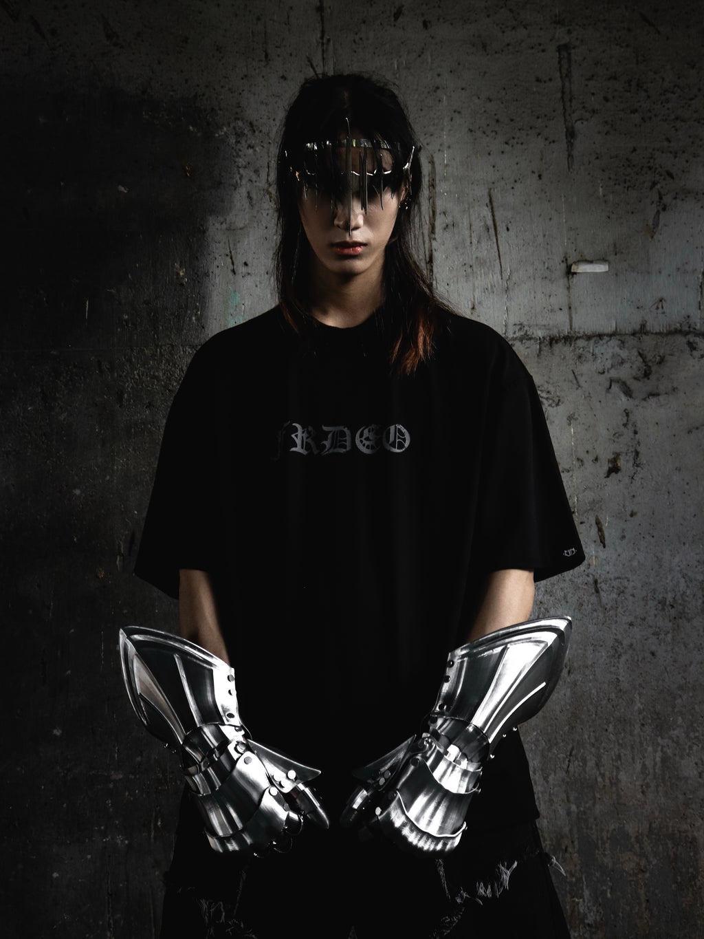 Guardian Sword Tee Black