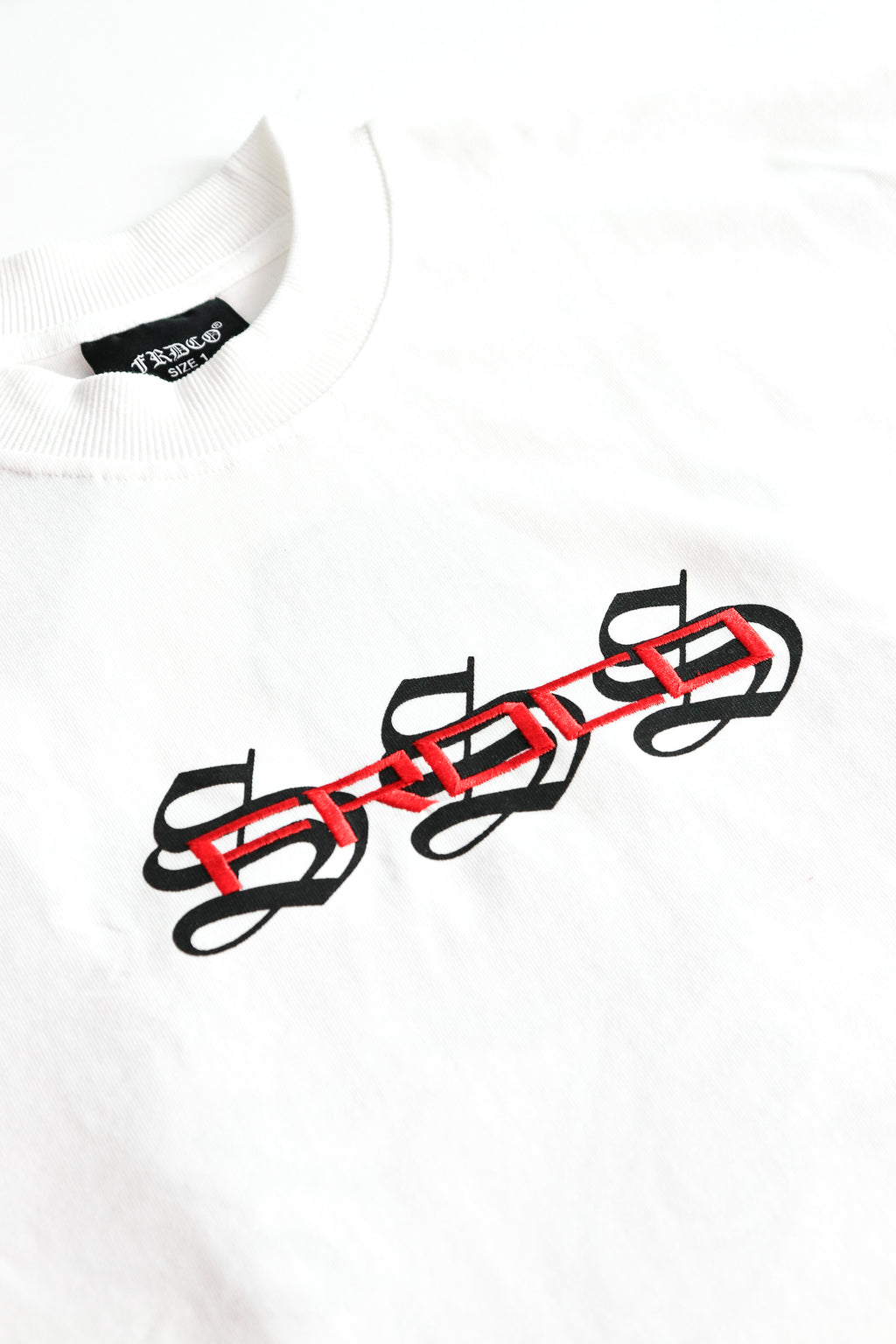 Triple S : Embroidery Snake Tee White