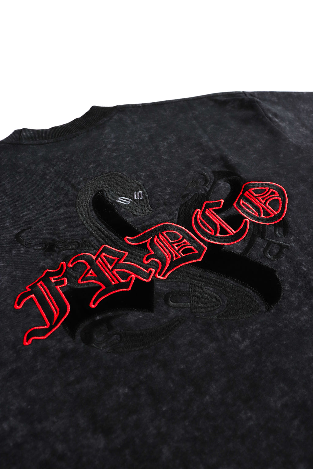 Triple S : Embroidery Snake Tee Black